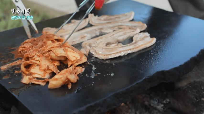 지리산 돌판 삼겹살 레전드 영상(한국 기행 살면서 한번은)