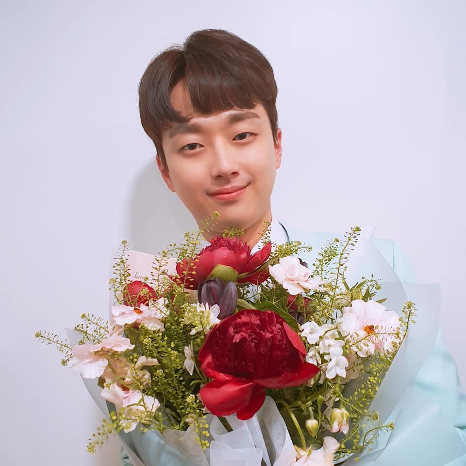 이찬원 정보 *모두 모음 (프로필/ 학생시절/ 군대/ 방송 정보)